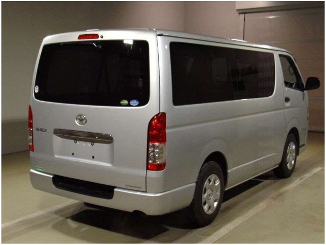HIACE VAN DX GL PACKAGE2