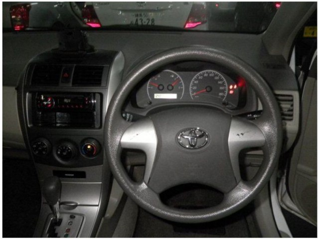COROLLA AXIO X6