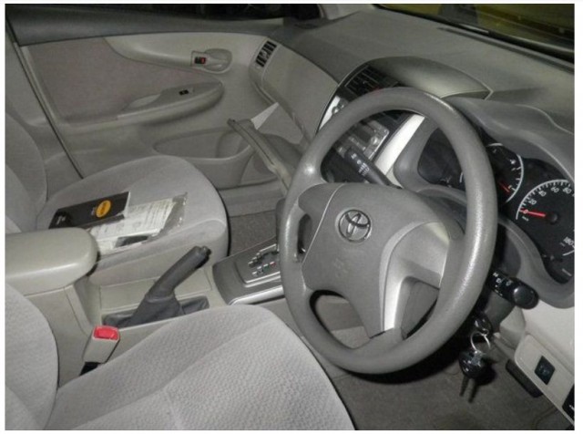 COROLLA AXIO X3